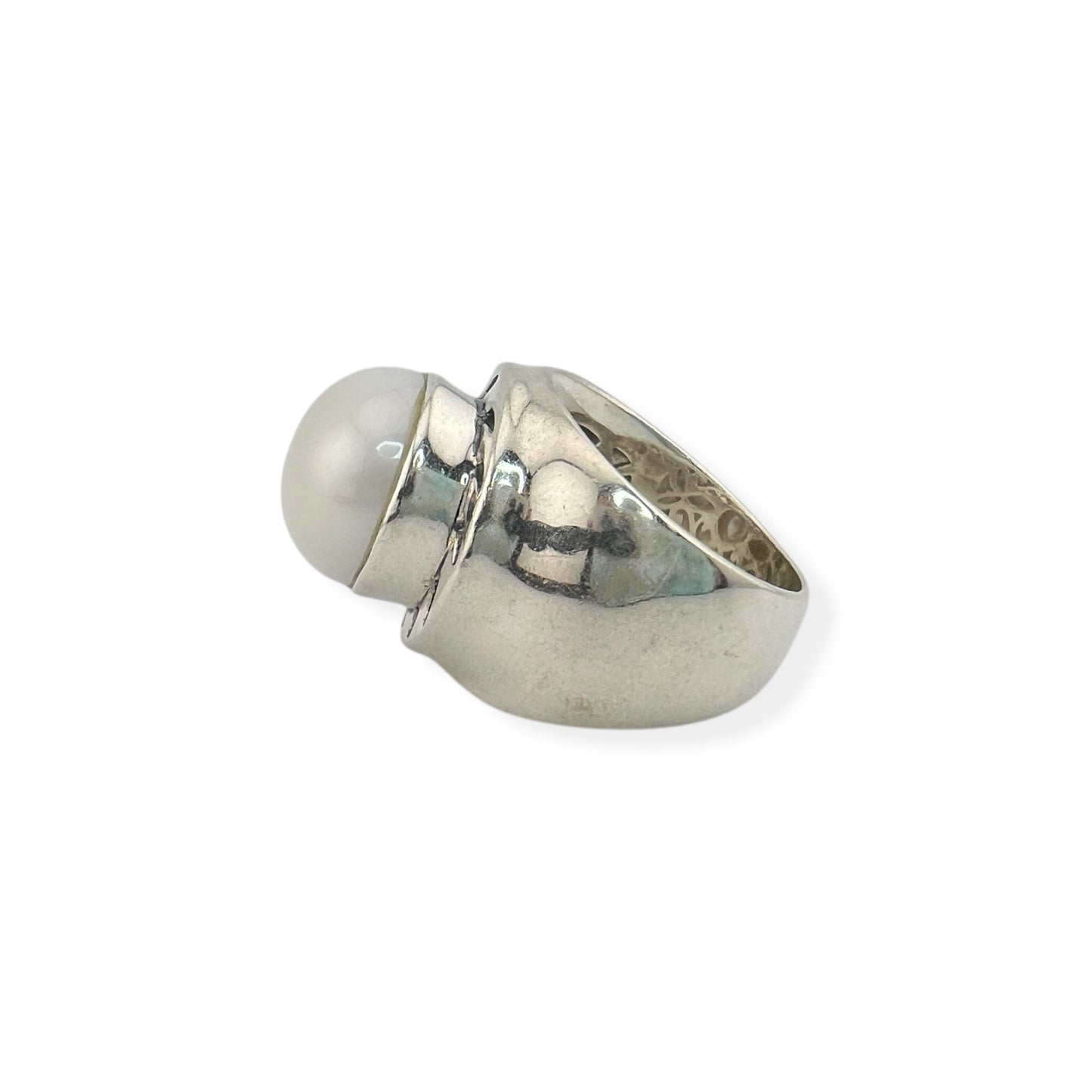 Vintage Mabe Pearl Ring