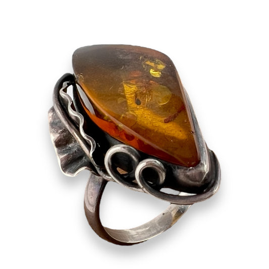 Vintage c1970s Art Nouveau Style Floral Motif Sterling Amber Ring